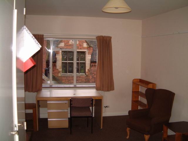 Mein noch leeres Zimmer