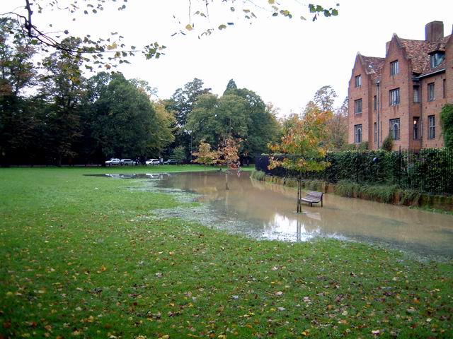 Floods on Queens Green