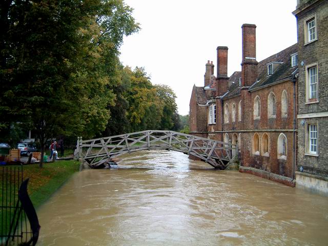 Floods at the Mathematical Bridge