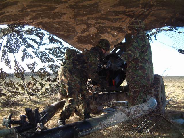 Salisbury Plain - Konrad at the Gun