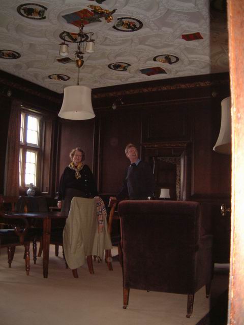 Guest Room - Mama & Papa