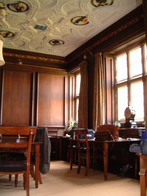 Guest Room - Living Room