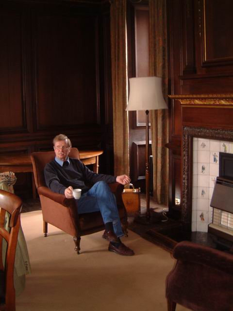 Guest Room - Papa drinking Tea